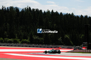 2024-06-28 - 14 ALONSO Fernando (spa), Aston Martin F1 Team AMR24, action during the Formula 1 Qatar Airways Austrian Grand Prix 2024, 11th round of the 2024 Formula One World Championship from June 28 to 30, 2024 on the Red Bull Ring, in Spielberg, Austria - F1 - AUSTRIAN GRAND PRIX 2024 - FORMULA 1 - MOTORS