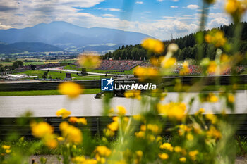 2024-06-28 - 44 HAMILTON Lewis (gbr), Mercedes AMG F1 Team W15, action during the Formula 1 Qatar Airways Austrian Grand Prix 2024, 11th round of the 2024 Formula One World Championship from June 28 to 30, 2024 on the Red Bull Ring, in Spielberg, Austria - F1 - AUSTRIAN GRAND PRIX 2024 - FORMULA 1 - MOTORS