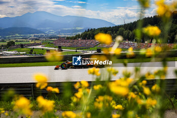 2024-06-28 - 81 PIASTRI Oscar (aus), McLaren F1 Team MCL38, action during the Formula 1 Qatar Airways Austrian Grand Prix 2024, 11th round of the 2024 Formula One World Championship from June 28 to 30, 2024 on the Red Bull Ring, in Spielberg, Austria - F1 - AUSTRIAN GRAND PRIX 2024 - FORMULA 1 - MOTORS