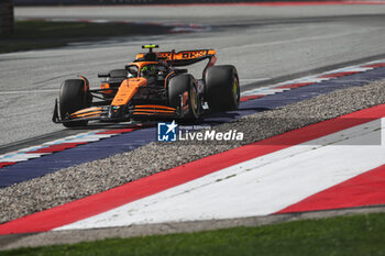 2024-06-28 - 04 NORRIS Lando (gbr), McLaren F1 Team MCL38, action during the Formula 1 Qatar Airways Austrian Grand Prix 2024, 11th round of the 2024 Formula One World Championship from June 28 to 30, 2024 on the Red Bull Ring, in Spielberg, Austria - F1 - AUSTRIAN GRAND PRIX 2024 - FORMULA 1 - MOTORS