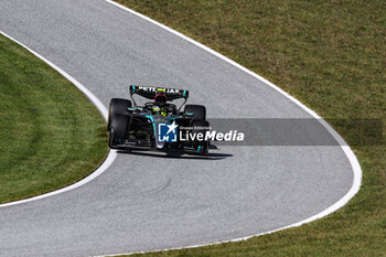 2024-06-28 - 44 HAMILTON Lewis (gbr), Mercedes AMG F1 Team W15, action during the Formula 1 Qatar Airways Austrian Grand Prix 2024, 11th round of the 2024 Formula One World Championship from June 28 to 30, 2024 on the Red Bull Ring, in Spielberg, Austria - F1 - AUSTRIAN GRAND PRIX 2024 - FORMULA 1 - MOTORS