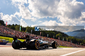 2024-06-28 - 44 HAMILTON Lewis (gbr), Mercedes AMG F1 Team W15, action during the Formula 1 Qatar Airways Austrian Grand Prix 2024, 11th round of the 2024 Formula One World Championship from June 28 to 30, 2024 on the Red Bull Ring, in Spielberg, Austria - F1 - AUSTRIAN GRAND PRIX 2024 - FORMULA 1 - MOTORS