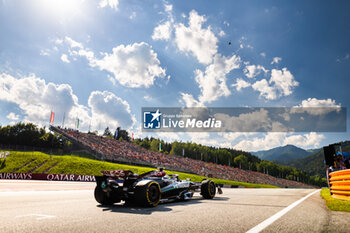 2024-06-28 - 44 HAMILTON Lewis (gbr), Mercedes AMG F1 Team W15, action during the Formula 1 Qatar Airways Austrian Grand Prix 2024, 11th round of the 2024 Formula One World Championship from June 28 to 30, 2024 on the Red Bull Ring, in Spielberg, Austria - F1 - AUSTRIAN GRAND PRIX 2024 - FORMULA 1 - MOTORS