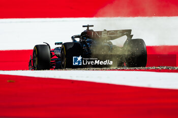 2024-06-28 - 63 RUSSELL George (gbr), Mercedes AMG F1 Team W15, action during the Formula 1 Qatar Airways Austrian Grand Prix 2024, 11th round of the 2024 Formula One World Championship from June 28 to 30, 2024 on the Red Bull Ring, in Spielberg, Austria - F1 - AUSTRIAN GRAND PRIX 2024 - FORMULA 1 - MOTORS