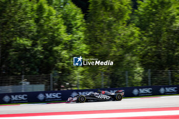 2024-06-28 - 27 HULKENBERG Nico (ger), Haas F1 Team VF-24 Ferrari, action during the Formula 1 Qatar Airways Austrian Grand Prix 2024, 11th round of the 2024 Formula One World Championship from June 28 to 30, 2024 on the Red Bull Ring, in Spielberg, Austria - F1 - AUSTRIAN GRAND PRIX 2024 - FORMULA 1 - MOTORS