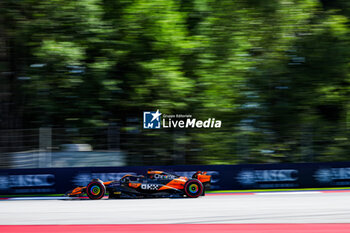 2024-06-28 - 81 PIASTRI Oscar (aus), McLaren F1 Team MCL38, action during the Formula 1 Qatar Airways Austrian Grand Prix 2024, 11th round of the 2024 Formula One World Championship from June 28 to 30, 2024 on the Red Bull Ring, in Spielberg, Austria - F1 - AUSTRIAN GRAND PRIX 2024 - FORMULA 1 - MOTORS