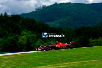 2024-06-28 - 55 SAINZ Carlos (spa), Scuderia Ferrari SF-24, action during the Formula 1 Qatar Airways Austrian Grand Prix 2024, 11th round of the 2024 Formula One World Championship from June 28 to 30, 2024 on the Red Bull Ring, in Spielberg, Austria - F1 - AUSTRIAN GRAND PRIX 2024 - FORMULA 1 - MOTORS