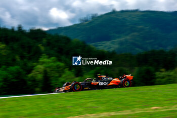 2024-06-28 - 04 NORRIS Lando (gbr), McLaren F1 Team MCL38, action during the Formula 1 Qatar Airways Austrian Grand Prix 2024, 11th round of the 2024 Formula One World Championship from June 28 to 30, 2024 on the Red Bull Ring, in Spielberg, Austria - F1 - AUSTRIAN GRAND PRIX 2024 - FORMULA 1 - MOTORS