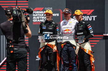 2024-06-29 - VERSTAPPEN Max (ned), Red Bull Racing RB20, portrait NORRIS Lando (gbr), McLaren F1 Team MCL38, portrait PIASTRI Oscar (aus), McLaren F1 Team MCL38, portrait podium sprint race during the Formula 1 Qatar Airways Austrian Grand Prix 2024, 11th round of the 2024 Formula One World Championship from June 28 to 30, 2024 on the Red Bull Ring, in Spielberg, Austria - F1 - AUSTRIAN GRAND PRIX 2024 - FORMULA 1 - MOTORS