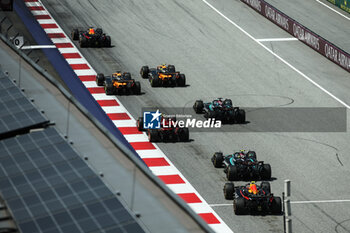 2024-06-29 - start of the race, depart, 01 VERSTAPPEN Max (nld), Red Bull Racing RB20, action 04 NORRIS Lando (gbr), McLaren F1 Team MCL38, action 81 PIASTRI Oscar (aus), McLaren F1 Team MCL38, action 55 SAINZ Carlos (spa), Scuderia Ferrari SF-24, action 63 RUSSELL George (gbr), Mercedes AMG F1 Team W15, action 44 HAMILTON Lewis (gbr), Mercedes AMG F1 Team W15, action 11 PEREZ Sergio (mex), Red Bull Racing RB20, action during the Formula 1 Qatar Airways Austrian Grand Prix 2024, 11th round of the 2024 Formula One World Championship from June 28 to 30, 2024 on the Red Bull Ring, in Spielberg, Austria - F1 - AUSTRIAN GRAND PRIX 2024 - FORMULA 1 - MOTORS