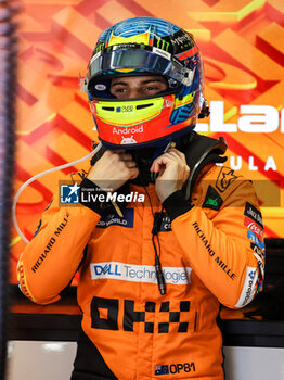 2024-06-29 - PIASTRI Oscar (aus), McLaren F1 Team MCL38, portrait during the Formula 1 Qatar Airways Austrian Grand Prix 2024, 11th round of the 2024 Formula One World Championship from June 28 to 30, 2024 on the Red Bull Ring, in Spielberg, Austria - F1 - AUSTRIAN GRAND PRIX 2024 - FORMULA 1 - MOTORS