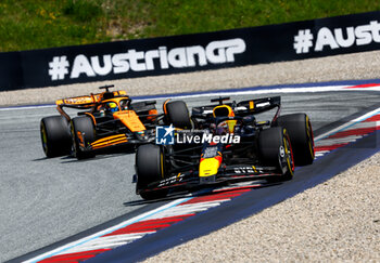 2024-06-29 - 01 VERSTAPPEN Max (nld), Red Bull Racing RB20, action 81 PIASTRI Oscar (aus), McLaren F1 Team MCL38, action during the Formula 1 Qatar Airways Austrian Grand Prix 2024, 11th round of the 2024 Formula One World Championship from June 28 to 30, 2024 on the Red Bull Ring, in Spielberg, Austria - F1 - AUSTRIAN GRAND PRIX 2024 - FORMULA 1 - MOTORS