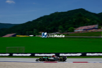 2024-06-29 - 44 HAMILTON Lewis (gbr), Mercedes AMG F1 Team W15, action during the Formula 1 Qatar Airways Austrian Grand Prix 2024, 11th round of the 2024 Formula One World Championship from June 28 to 30, 2024 on the Red Bull Ring, in Spielberg, Austria - F1 - AUSTRIAN GRAND PRIX 2024 - FORMULA 1 - MOTORS