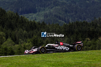 2024-06-29 - 20 MAGNUSSEN Kevin (den), Haas F1 Team VF-24 Ferrari, action during the Formula 1 Qatar Airways Austrian Grand Prix 2024, 11th round of the 2024 Formula One World Championship from June 28 to 30, 2024 on the Red Bull Ring, in Spielberg, Austria - F1 - AUSTRIAN GRAND PRIX 2024 - FORMULA 1 - MOTORS