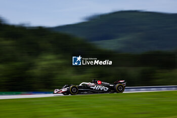 2024-06-29 - 20 MAGNUSSEN Kevin (den), Haas F1 Team VF-24 Ferrari, action during the Formula 1 Qatar Airways Austrian Grand Prix 2024, 11th round of the 2024 Formula One World Championship from June 28 to 30, 2024 on the Red Bull Ring, in Spielberg, Austria - F1 - AUSTRIAN GRAND PRIX 2024 - FORMULA 1 - MOTORS