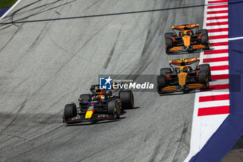 2024-06-29 - 01 VERSTAPPEN Max (nld), Red Bull Racing RB20, 04 NORRIS Lando (gbr), McLaren F1 Team MCL38, 81 PIASTRI Oscar (aus), McLaren F1 Team MCL38, action during the Formula 1 Qatar Airways Austrian Grand Prix 2024, 11th round of the 2024 Formula One World Championship from June 28 to 30, 2024 on the Red Bull Ring, in Spielberg, Austria - F1 - AUSTRIAN GRAND PRIX 2024 - FORMULA 1 - MOTORS