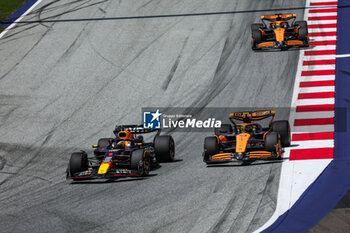 2024-06-29 - 01 VERSTAPPEN Max (nld), Red Bull Racing RB20, 04 NORRIS Lando (gbr), McLaren F1 Team MCL38, action during the Formula 1 Qatar Airways Austrian Grand Prix 2024, 11th round of the 2024 Formula One World Championship from June 28 to 30, 2024 on the Red Bull Ring, in Spielberg, Austria - F1 - AUSTRIAN GRAND PRIX 2024 - FORMULA 1 - MOTORS