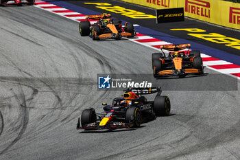 2024-06-29 - 01 VERSTAPPEN Max (nld), Red Bull Racing RB20, 04 NORRIS Lando (gbr), McLaren F1 Team MCL38, 81 PIASTRI Oscar (aus), McLaren F1 Team MCL38, action during the Formula 1 Qatar Airways Austrian Grand Prix 2024, 11th round of the 2024 Formula One World Championship from June 28 to 30, 2024 on the Red Bull Ring, in Spielberg, Austria - F1 - AUSTRIAN GRAND PRIX 2024 - FORMULA 1 - MOTORS