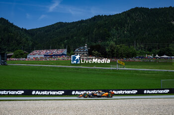 2024-06-29 - 04 NORRIS Lando (gbr), McLaren F1 Team MCL38, action during the Formula 1 Qatar Airways Austrian Grand Prix 2024, 11th round of the 2024 Formula One World Championship from June 28 to 30, 2024 on the Red Bull Ring, in Spielberg, Austria - F1 - AUSTRIAN GRAND PRIX 2024 - FORMULA 1 - MOTORS