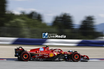 2024-06-29 - 55 SAINZ Carlos (spa), Scuderia Ferrari SF-24, action during the Formula 1 Qatar Airways Austrian Grand Prix 2024, 11th round of the 2024 Formula One World Championship from June 28 to 30, 2024 on the Red Bull Ring, in Spielberg, Austria - F1 - AUSTRIAN GRAND PRIX 2024 - FORMULA 1 - MOTORS