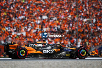 2024-06-29 - 81 PIASTRI Oscar (aus), McLaren F1 Team MCL38, action during the Formula 1 Qatar Airways Austrian Grand Prix 2024, 11th round of the 2024 Formula One World Championship from June 28 to 30, 2024 on the Red Bull Ring, in Spielberg, Austria - F1 - AUSTRIAN GRAND PRIX 2024 - FORMULA 1 - MOTORS