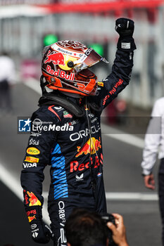 2024-06-29 - VERSTAPPEN Max (ned), Red Bull Racing RB20, portrait celebrates pole position during the Formula 1 Qatar Airways Austrian Grand Prix 2024, 11th round of the 2024 Formula One World Championship from June 28 to 30, 2024 on the Red Bull Ring, in Spielberg, Austria - F1 - AUSTRIAN GRAND PRIX 2024 - FORMULA 1 - MOTORS