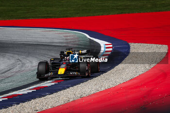 2024-06-29 - 01 VERSTAPPEN Max (nld), Red Bull Racing RB20, action during the Formula 1 Qatar Airways Austrian Grand Prix 2024, 11th round of the 2024 Formula One World Championship from June 28 to 30, 2024 on the Red Bull Ring, in Spielberg, Austria - F1 - AUSTRIAN GRAND PRIX 2024 - FORMULA 1 - MOTORS