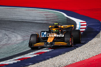 2024-06-29 - 04 NORRIS Lando (gbr), McLaren F1 Team MCL38, action during the Formula 1 Qatar Airways Austrian Grand Prix 2024, 11th round of the 2024 Formula One World Championship from June 28 to 30, 2024 on the Red Bull Ring, in Spielberg, Austria - F1 - AUSTRIAN GRAND PRIX 2024 - FORMULA 1 - MOTORS