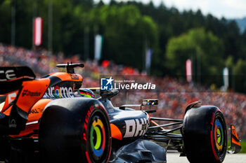 2024-06-29 - 81 PIASTRI Oscar (aus), McLaren F1 Team MCL38, action during the Formula 1 Qatar Airways Austrian Grand Prix 2024, 11th round of the 2024 Formula One World Championship from June 28 to 30, 2024 on the Red Bull Ring, in Spielberg, Austria - F1 - AUSTRIAN GRAND PRIX 2024 - FORMULA 1 - MOTORS