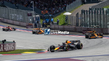 2024-06-29 - N°1 Max Verstappen NDL Oracle Red Bull Racing - FORMULA 1 QATAR AIRWAYS AUSTRIAN GRAND PRIX 2024 - SPRINT RACE - FORMULA 1 - MOTORS