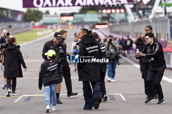 2024-07-05 - Lewis Hamilton (GBR) - Mercedes-AMG PETRONAS F1 Team - Mercedes W15 - Mercedes E Performance on day 1, thursday july 4, 2024 of the formula 1 qatar airways british grand prix 2024, scheduled to take place at the silverstone circuit from july 5 to july 7, 2024 - FORMULA 1 - QATAR AIRWAYS BRITISHGRAND PRIX 2024 - PRACTICE - FORMULA 1 - MOTORS