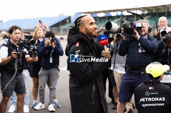 2024-07-05 - Lewis Hamilton (GBR) - Mercedes-AMG PETRONAS F1 Team - Mercedes W15 - Mercedes E Performance on day 1, thursday july 4, 2024 of the formula 1 qatar airways british grand prix 2024, scheduled to take place at the silverstone circuit from july 5 to july 7, 2024 - FORMULA 1 - QATAR AIRWAYS BRITISHGRAND PRIX 2024 - PRACTICE - FORMULA 1 - MOTORS