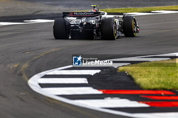 2024-07-05 - Nico Hulkenberg (GER) - MoneyGram Haas F1 Team - Haas VF-24 - Ferrari during Free Practice on day 2, friday july 5, 2024 of the formula 1 qatar airways british grand prix 2024, scheduled to take place at the silverstone circuit from july 5 to july 7, 2024 - FORMULA 1 - QATAR AIRWAYS BRITISHGRAND PRIX 2024 - PRACTICE - FORMULA 1 - MOTORS