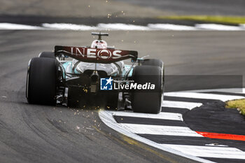 2024-07-05 - George Russell (GBR) - Mercedes-AMG PETRONAS F1 Team - Mercedes W15 - Mercedes E Performance during Free Practice on day 2, friday july 5, 2024 of the formula 1 qatar airways british grand prix 2024, scheduled to take place at the silverstone circuit from july 5 to july 7, 2024 - FORMULA 1 - QATAR AIRWAYS BRITISHGRAND PRIX 2024 - PRACTICE - FORMULA 1 - MOTORS