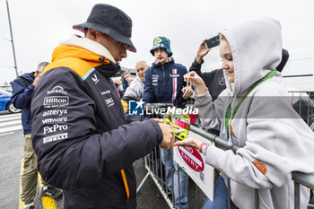 2024-07-05 - Lando Norris (GBR) - McLaren Formula 1 Team - McLaren MCL38 - Mercedes during Free Practice on day 2, friday july 5, 2024 of the formula 1 qatar airways british grand prix 2024, scheduled to take place at the silverstone circuit from july 5 to july 7, 2024 - FORMULA 1 - QATAR AIRWAYS BRITISHGRAND PRIX 2024 - PRACTICE - FORMULA 1 - MOTORS