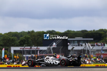 2024-07-05 - Nico Hulkenberg (GER) - MoneyGram Haas F1 Team - Haas VF-24 - Ferrari during Free Practice on day 2, friday july 5, 2024 of the formula 1 qatar airways british grand prix 2024, scheduled to take place at the silverstone circuit from july 5 to july 7, 2024 - FORMULA 1 - QATAR AIRWAYS BRITISHGRAND PRIX 2024 - PRACTICE - FORMULA 1 - MOTORS