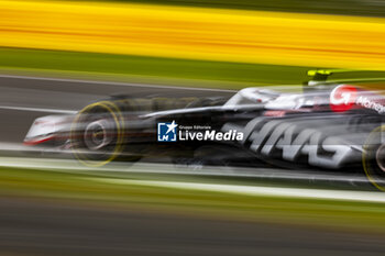 2024-07-05 - Nico Hulkenberg (GER) - MoneyGram Haas F1 Team - Haas VF-24 - Ferrari during Free Practice on day 2, friday july 5, 2024 of the formula 1 qatar airways british grand prix 2024, scheduled to take place at the silverstone circuit from july 5 to july 7, 2024 - FORMULA 1 - QATAR AIRWAYS BRITISHGRAND PRIX 2024 - PRACTICE - FORMULA 1 - MOTORS