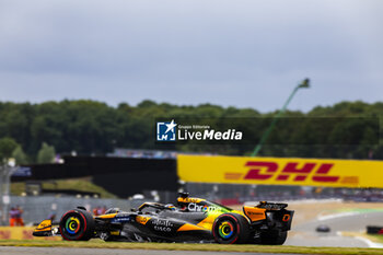 2024-07-05 - Oscar Piastri (AUS) - McLaren Formula 1 Team - McLaren MCL38 - Mercedes
 during Free Practice on day 2, friday july 5, 2024 of the formula 1 qatar airways british grand prix 2024, scheduled to take place at the silverstone circuit from july 5 to july 7, 2024 - FORMULA 1 - QATAR AIRWAYS BRITISHGRAND PRIX 2024 - PRACTICE - FORMULA 1 - MOTORS