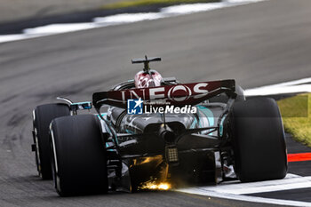 2024-07-05 - George Russell (GBR) - Mercedes-AMG PETRONAS F1 Team - Mercedes W15 - Mercedes E Performance during Free Practice on day 2, friday july 5, 2024 of the formula 1 qatar airways british grand prix 2024, scheduled to take place at the silverstone circuit from july 5 to july 7, 2024 - FORMULA 1 - QATAR AIRWAYS BRITISHGRAND PRIX 2024 - PRACTICE - FORMULA 1 - MOTORS