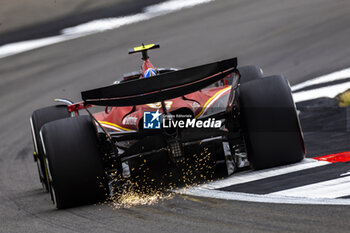 2024-07-05 - Carlos Sainz Jr. (ESP) - Scuderia Ferrari - Ferrari SF-24 - Ferrari during Free Practice on day 2, friday july 5, 2024 of the formula 1 qatar airways british grand prix 2024, scheduled to take place at the silverstone circuit from july 5 to july 7, 2024 - FORMULA 1 - QATAR AIRWAYS BRITISHGRAND PRIX 2024 - PRACTICE - FORMULA 1 - MOTORS