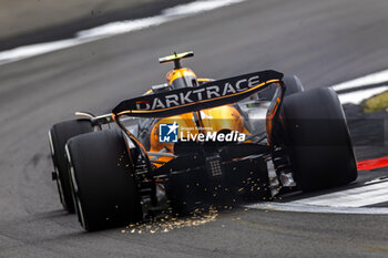 2024-07-05 - Lando Norris (GBR) - McLaren Formula 1 Team - McLaren MCL38 - Mercedes during Free Practice on day 2, friday july 5, 2024 of the formula 1 qatar airways british grand prix 2024, scheduled to take place at the silverstone circuit from july 5 to july 7, 2024 - FORMULA 1 - QATAR AIRWAYS BRITISHGRAND PRIX 2024 - PRACTICE - FORMULA 1 - MOTORS