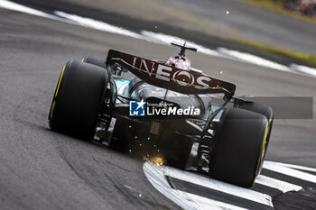 2024-07-05 - George Russell (GBR) - Mercedes-AMG PETRONAS F1 Team - Mercedes W15 - Mercedes E Performance during Free Practice on day 2, friday july 5, 2024 of the formula 1 qatar airways british grand prix 2024, scheduled to take place at the silverstone circuit from july 5 to july 7, 2024 - FORMULA 1 - QATAR AIRWAYS BRITISHGRAND PRIX 2024 - PRACTICE - FORMULA 1 - MOTORS