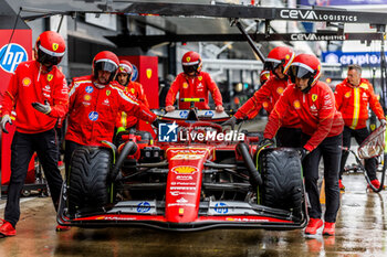 2024-07-06 - Carlos Sainz Jr. (ESP) - Scuderia Ferrari - Ferrari SF-24 - Ferrari during Free Practice 3 on day 3, saturday july 6, 2024 of the formula 1 qatar airways british grand prix 2024, scheduled to take place at the silverstone circuit from july 5 to july 7, 2024 - FORMULA 1 - QATAR AIRWAYS BRITISHGRAND PRIX 2024 - PRACTICE AND QUALIFY - FORMULA 1 - MOTORS