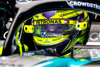 2024-07-06 - Lewis Hamilton (GBR) - Mercedes-AMG PETRONAS F1 Team - Mercedes W15 - Mercedes E Performance during Free Practice 3 on day 3, saturday july 6, 2024 of the formula 1 qatar airways british grand prix 2024, scheduled to take place at the silverstone circuit from july 5 to july 7, 2024 - FORMULA 1 - QATAR AIRWAYS BRITISHGRAND PRIX 2024 - PRACTICE AND QUALIFY - FORMULA 1 - MOTORS