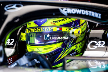 2024-07-06 - Lewis Hamilton (GBR) - Mercedes-AMG PETRONAS F1 Team - Mercedes W15 - Mercedes E Performance during Free Practice 3 on day 3, saturday july 6, 2024 of the formula 1 qatar airways british grand prix 2024, scheduled to take place at the silverstone circuit from july 5 to july 7, 2024 - FORMULA 1 - QATAR AIRWAYS BRITISHGRAND PRIX 2024 - PRACTICE AND QUALIFY - FORMULA 1 - MOTORS