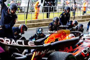 2024-07-06 - Max Verstappen (NED) - Oracle Red Bull Racing - Red Bull RB20 - Honda RBPT during Free Practice 3 on day 3, saturday july 6, 2024 of the formula 1 qatar airways british grand prix 2024, scheduled to take place at the silverstone circuit from july 5 to july 7, 2024 - FORMULA 1 - QATAR AIRWAYS BRITISHGRAND PRIX 2024 - PRACTICE AND QUALIFY - FORMULA 1 - MOTORS