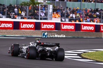 2024-07-06 - Nico Hulkenberg (GER) - MoneyGram Haas F1 Team - Haas VF-24 - Ferrari during Qualify Session on day 2, friday july 6, 2024 of the formula 1 qatar airways british grand prix 2024, scheduled to take place at the silverstone circuit from july 5 to july 7, 2024

 - FORMULA 1 - QATAR AIRWAYS BRITISHGRAND PRIX 2024 - PRACTICE AND QUALIFY - FORMULA 1 - MOTORS