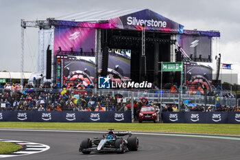 2024-07-06 - George Russell (GBR) - Mercedes-AMG PETRONAS F1 Team - Mercedes W15 - Mercedes E Performance during Qualify Session on day 2, friday july 6, 2024 of the formula 1 qatar airways british grand prix 2024, scheduled to take place at the silverstone circuit from july 5 to july 7, 2024

 - FORMULA 1 - QATAR AIRWAYS BRITISHGRAND PRIX 2024 - PRACTICE AND QUALIFY - FORMULA 1 - MOTORS