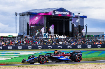 2024-07-06 - Alexander Albon (THA) - Williams Racing - Williams FW46 - Mercedes during Qualify Session on day 2, friday july 6, 2024 of the formula 1 qatar airways british grand prix 2024, scheduled to take place at the silverstone circuit from july 5 to july 7, 2024 - FORMULA 1 - QATAR AIRWAYS BRITISHGRAND PRIX 2024 - PRACTICE AND QUALIFY - FORMULA 1 - MOTORS