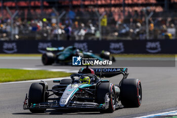 2024-07-06 - Lewis Hamilton (GBR) - Mercedes-AMG PETRONAS F1 Team - Mercedes W15 - Mercedes E Performance during Free Practice on day 2, friday july 5, 2024 of the formula 1 qatar airways british grand prix 2024, scheduled to take place at the silverstone circuit from july 5 to july 7, 2024 - FORMULA 1 - QATAR AIRWAYS BRITISHGRAND PRIX 2024 - PRACTICE AND QUALIFY - FORMULA 1 - MOTORS